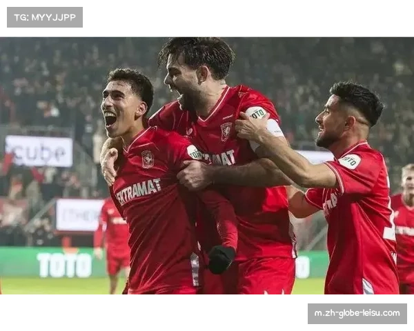 荷甲焦点战阿贾克斯连进三球逆转特温特上演惊险胜利